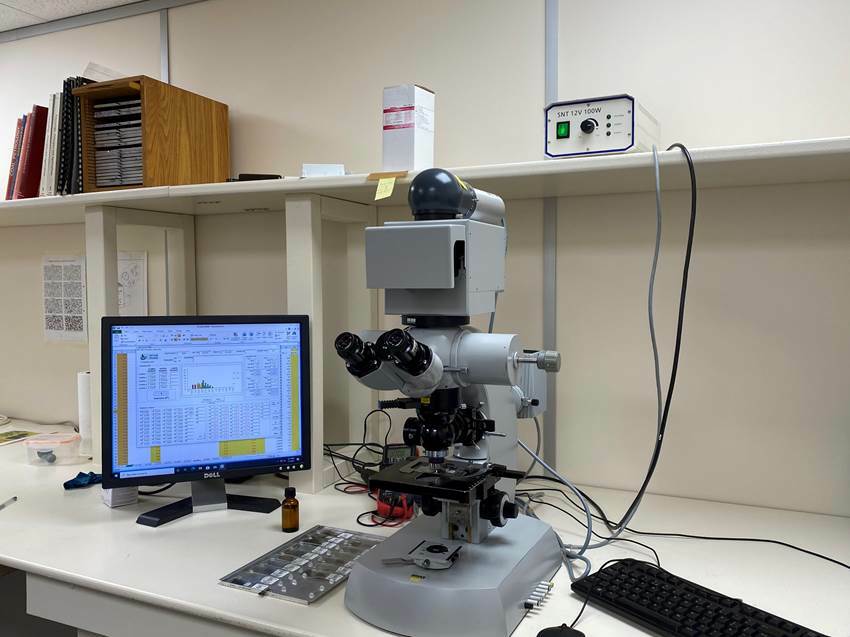 Zeiss MPM 03 Photometer - microscope for high quality vitrinite reflectivity - APT - geochemistry & petroleum systems